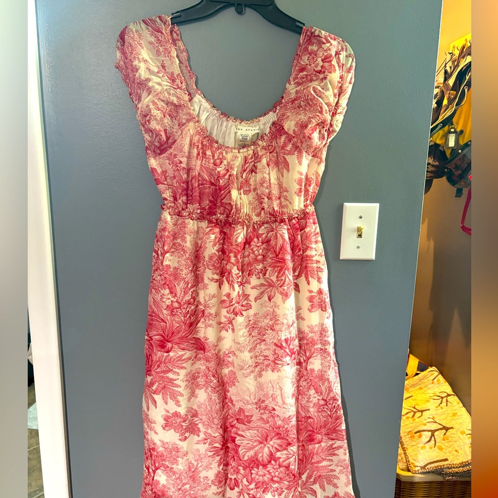 Unique Max Studio midi dress-medium